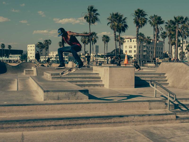 素材方舟<br>4K 无水印资源批量下载